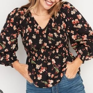 Old Navy XL Tall floral Bell sleeved top